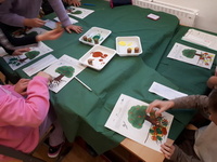 Kreative Arbeit zum Thema Humusbildung