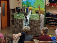 Puppentheater Bioabfall - gut getrennt ist halb verwertet