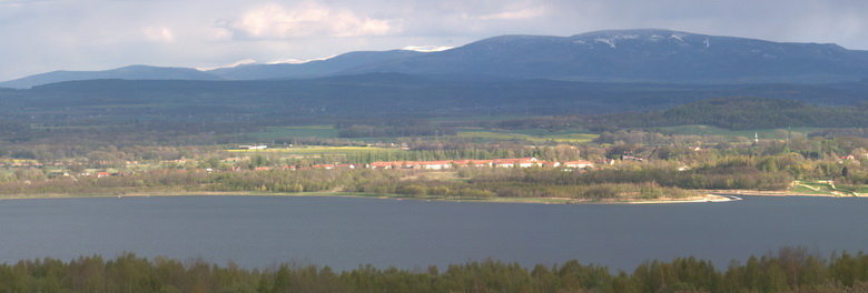 Hagenwerder mit Isergebirge und Schneekoppe (c) Hintz,Torsten
